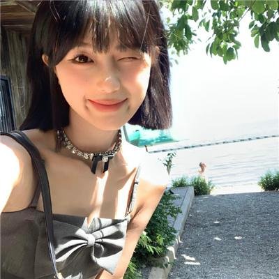 出走俏娇娃